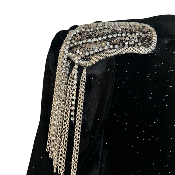 Beautiful Zara black velvet bodysuit worn once/ shoulder pads - Picture 5 of 7